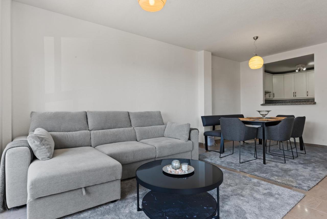 Marysol Beachclose Apartment With Pool By Costarentals - Ref 200 贝纳尔马德纳 外观 照片