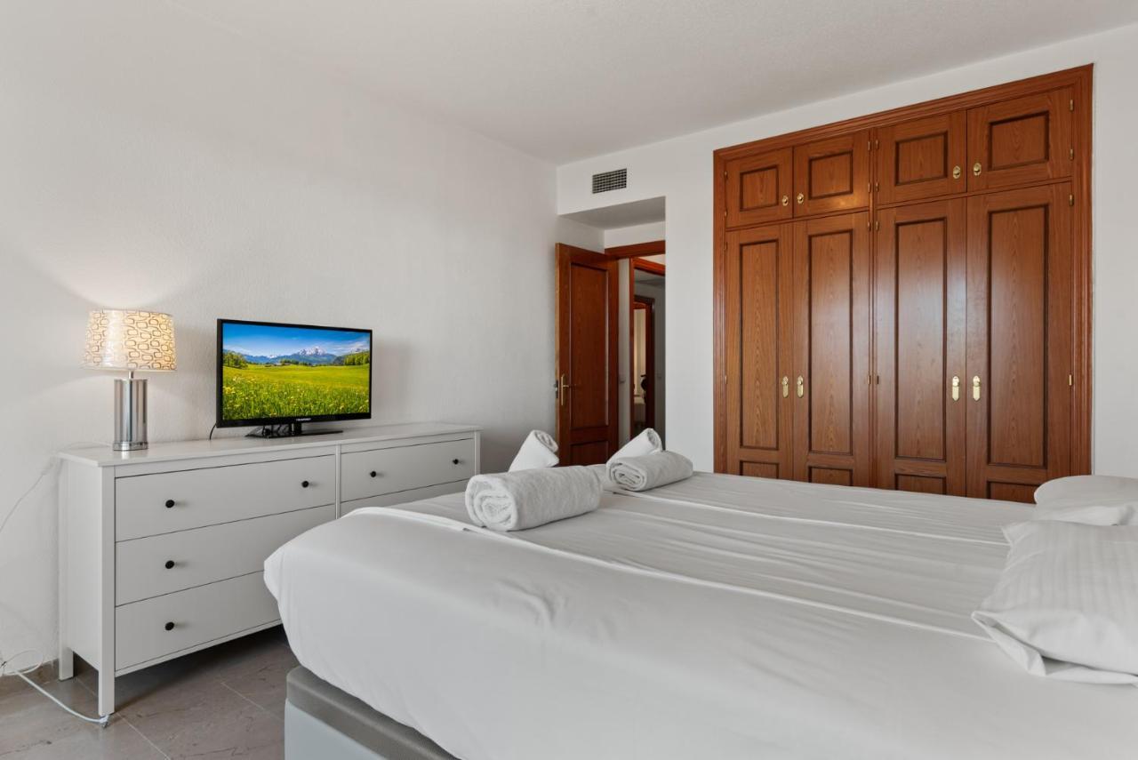Marysol Beachclose Apartment With Pool By Costarentals - Ref 200 贝纳尔马德纳 外观 照片