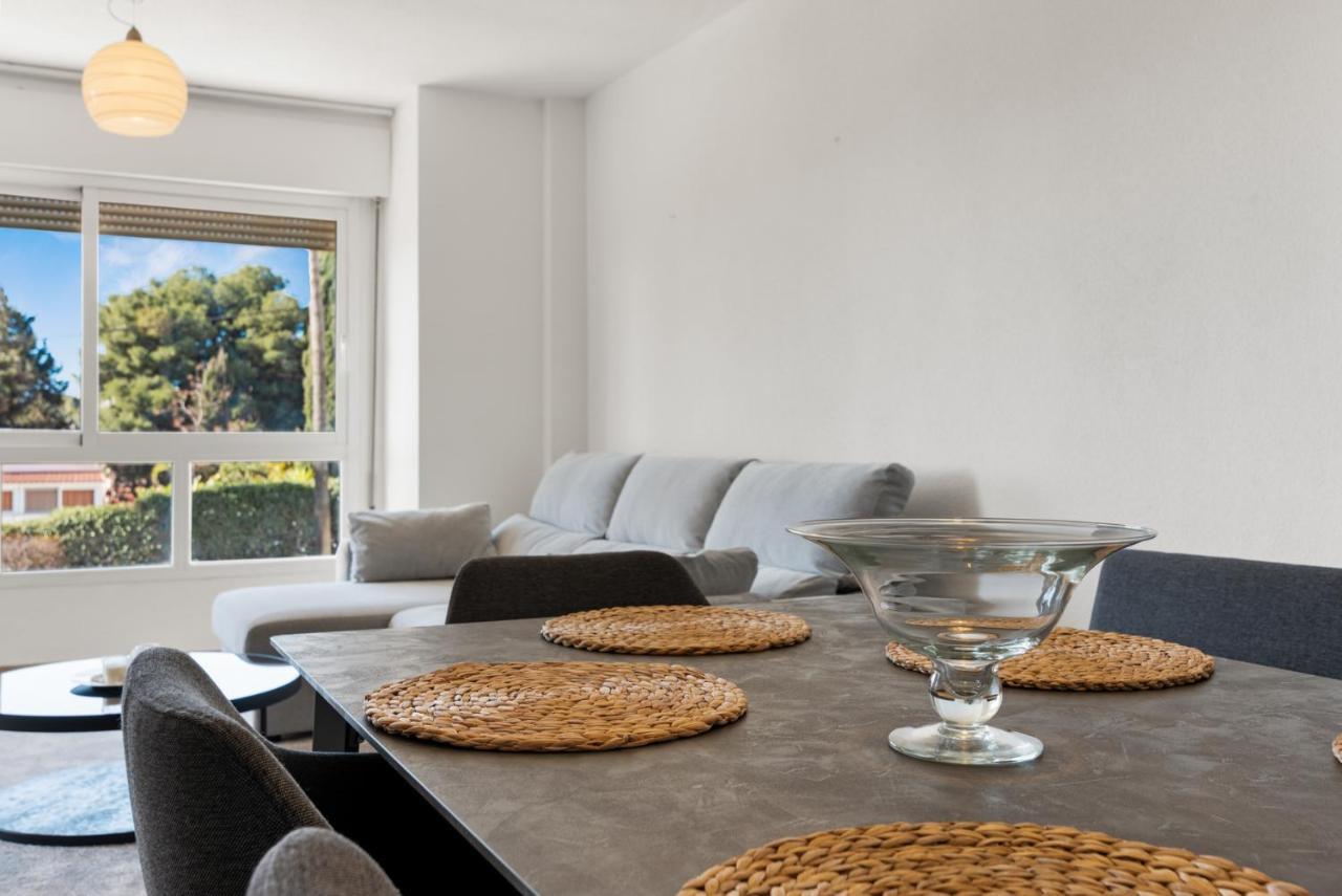 Marysol Beachclose Apartment With Pool By Costarentals - Ref 200 贝纳尔马德纳 外观 照片